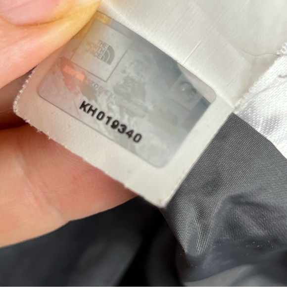 The North Face Men’s 450 Fill Down Jacket Gray XL Lightweight Insulated Puffer - Picture 11 of 14